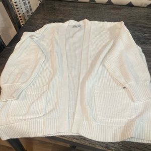 Hollister size medium knit cardigan